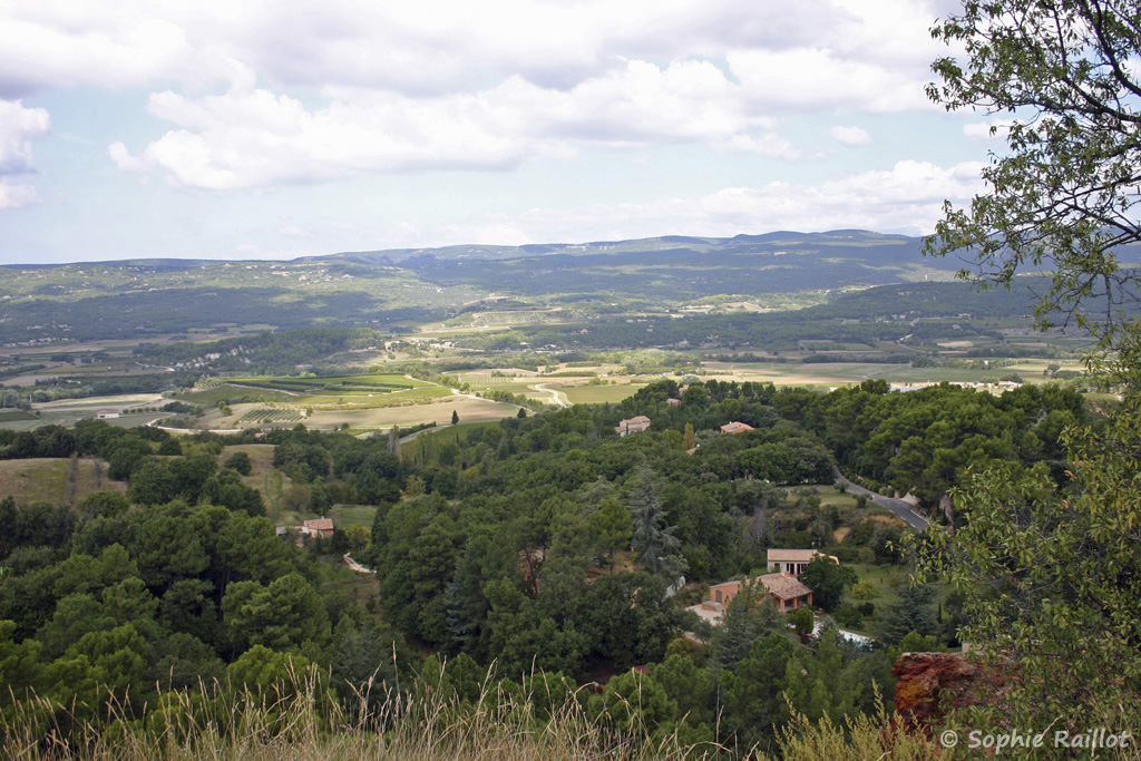 Panorama sur le Lubéron, vu de Roussillon