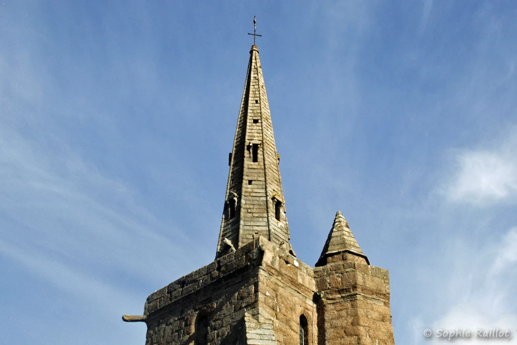 Clocher de la chapelle Notre-Dame-de-la-Clarté de Perros-Guirec (Perros-Guirec, septembre 2021)