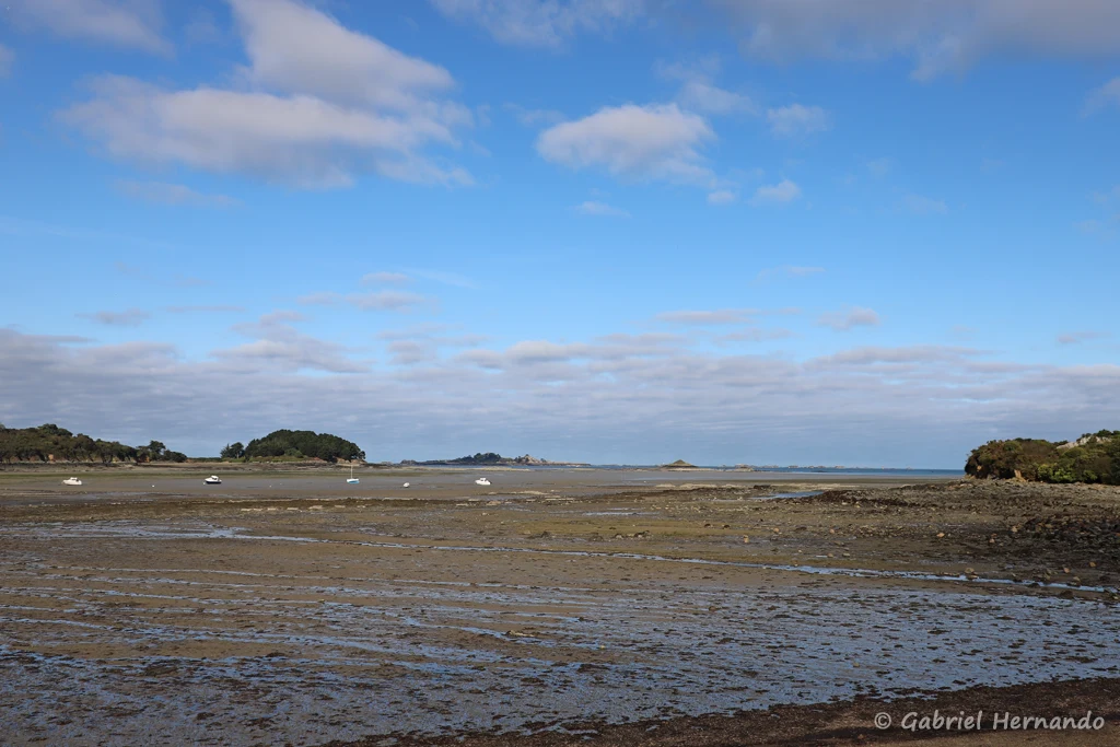 L'anse de Paimpol à marée basse, depuis la Pointe de Guilben (Paimpol, septembre 2021)