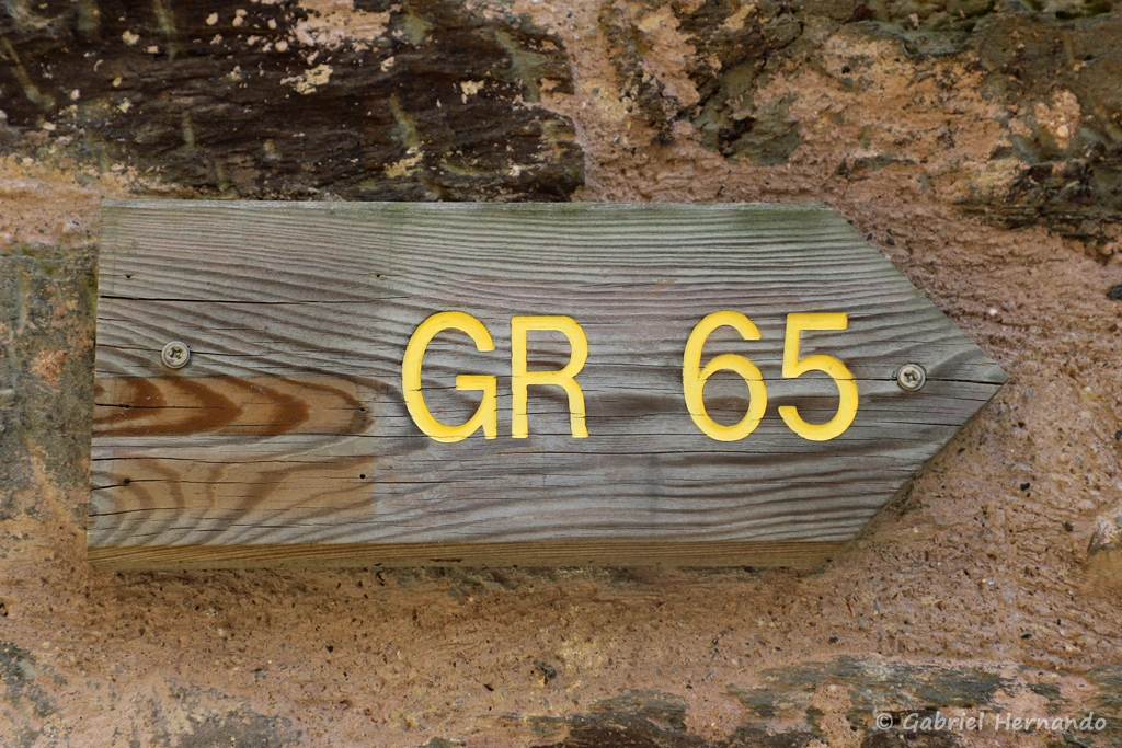 Le GR65, en direction de Saint-Jacques de Compostelle (Conques, juin 2022)
