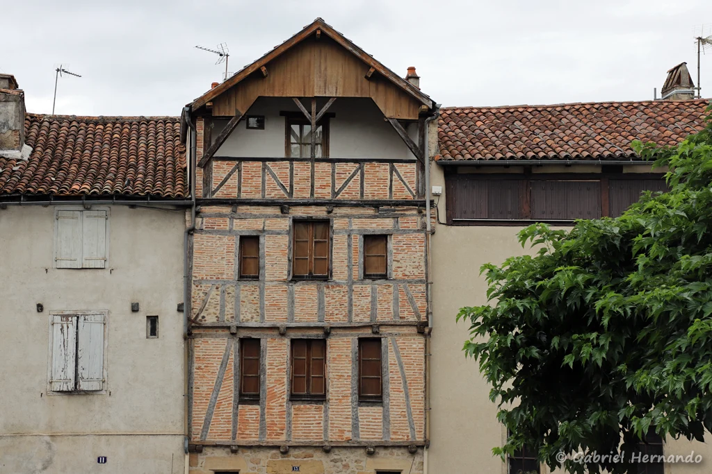 Maisons médiévales, à pans de bois, rue du Canal (Figeac, juin 2022)