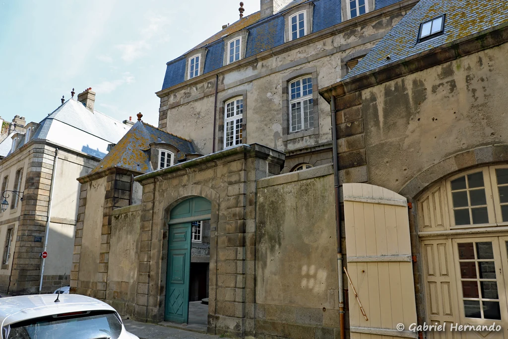 Hôtel d'Asfeld, construit entre 1724 et 1730, dans la rue du même nom (Saint-Malo, mai 2023)