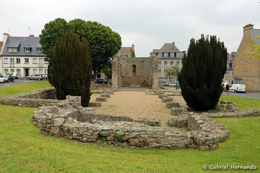 Vestiges des cathédrales médiévales d'Alet (Alet, Saint-Malo, mai 2023)