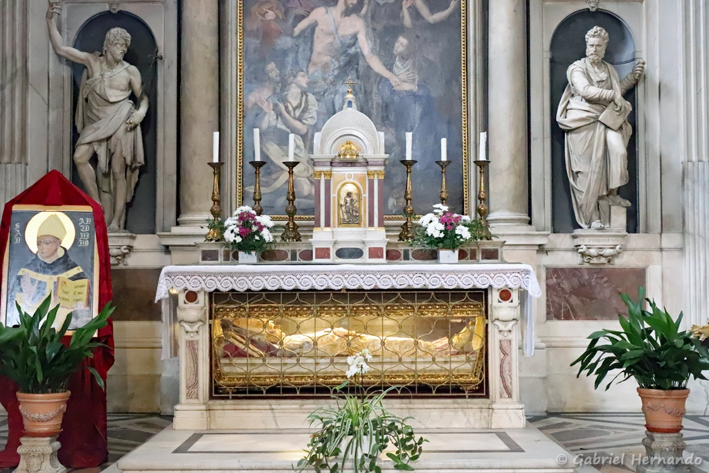 Reliquaire de saint Antonin de Florence (1389-1459), Archevêque de Florence et Saint Patron du Diocèse (Florence, Italie, octobre 2024)