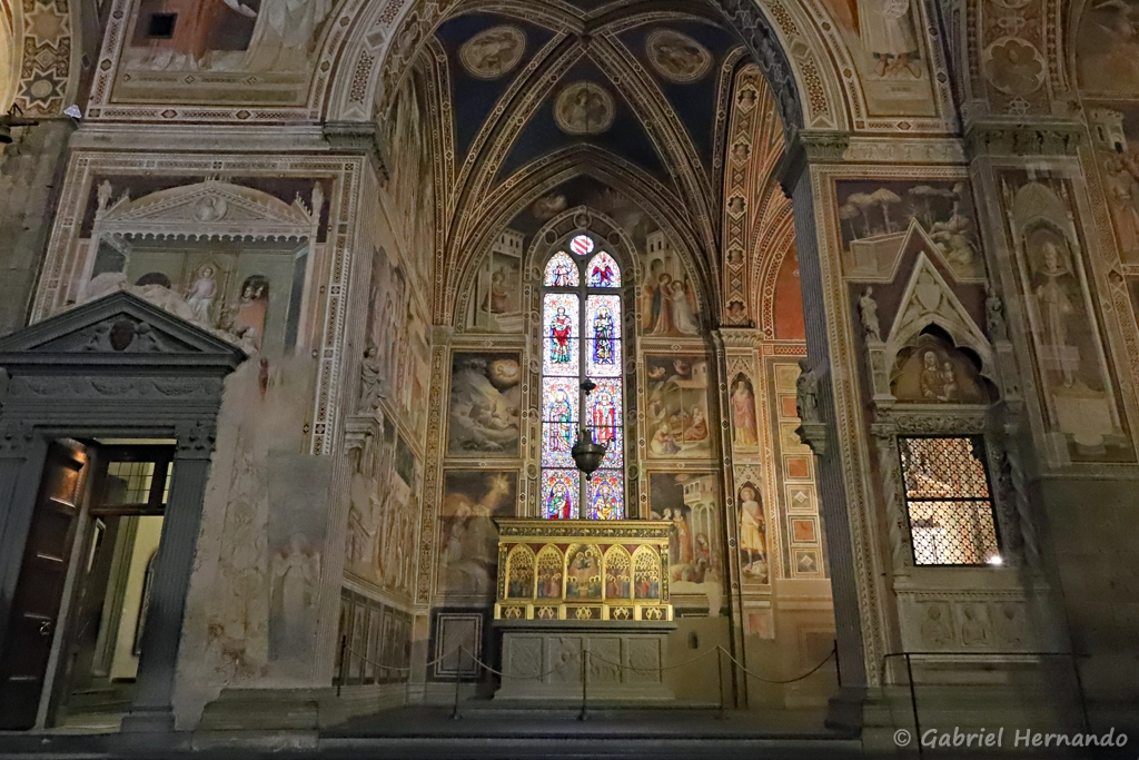 Chapelle Baroncelli, située à l'extrémité du transept droit de la basilique Santa Croce, avec cycle de fresques de Taddeo Gaddi exécutées entre 1328 et 1338 (Florence, Italie, Octobre)