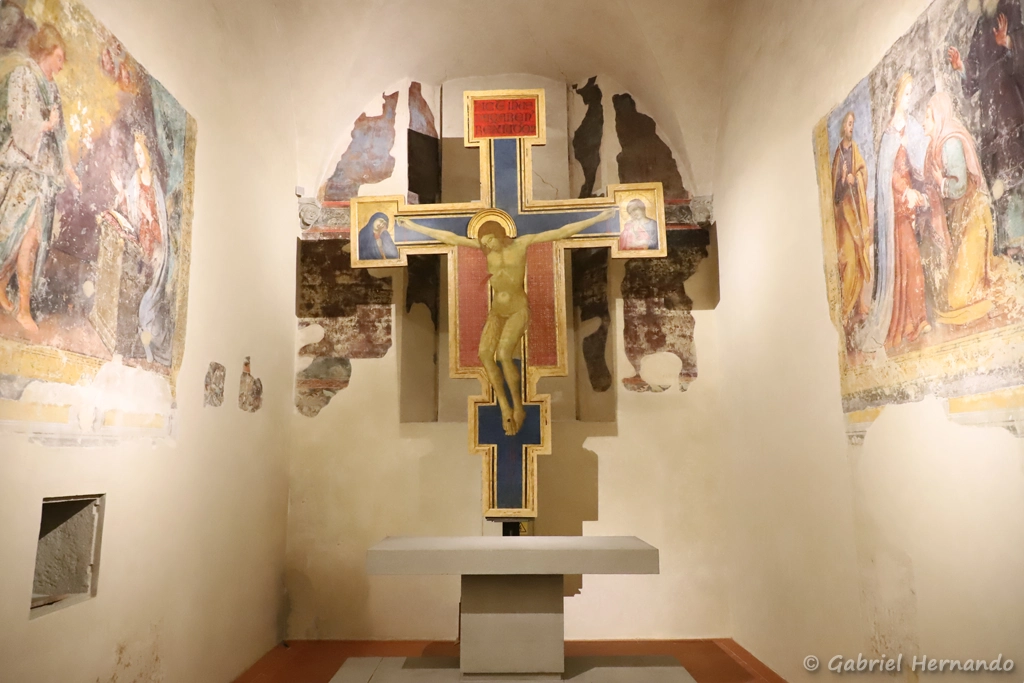 Croce da Filicaia, le Christ crucifié (1300 - 1324), œuvre de de Lippo Di Benivieni, Musée de l'Opéra de Santa Croce (Florence, Italie, octobre 2024)