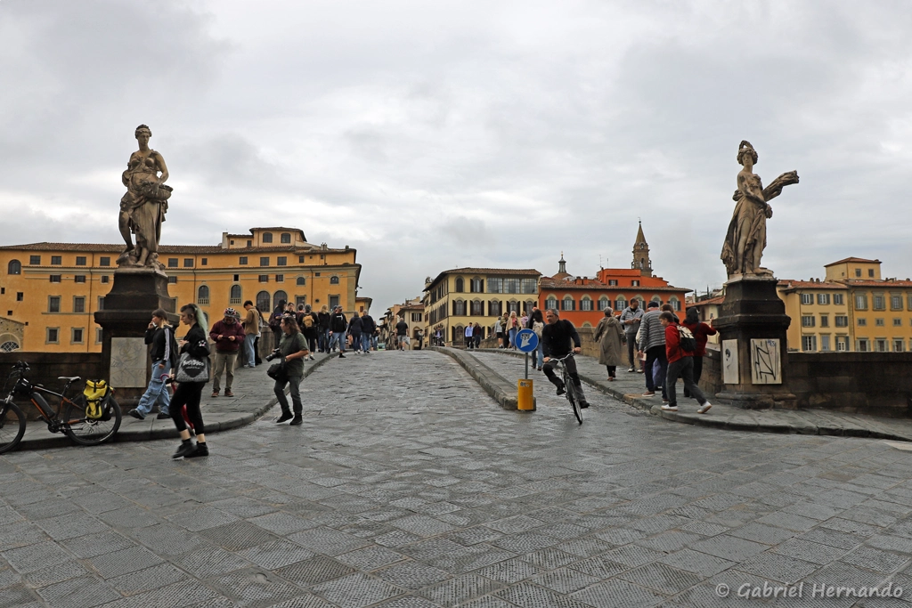 Ponte Santa Trinita (Florence, Italie, octobre 2024)